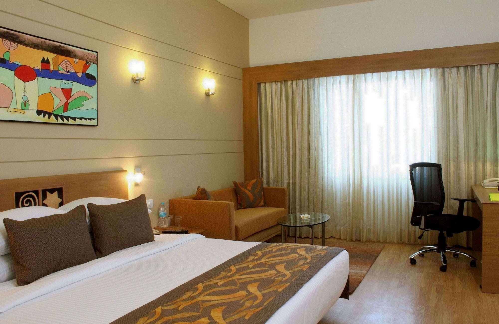 Lemon Tree Hotel Electronics City Bangalore Eksteriør bilde