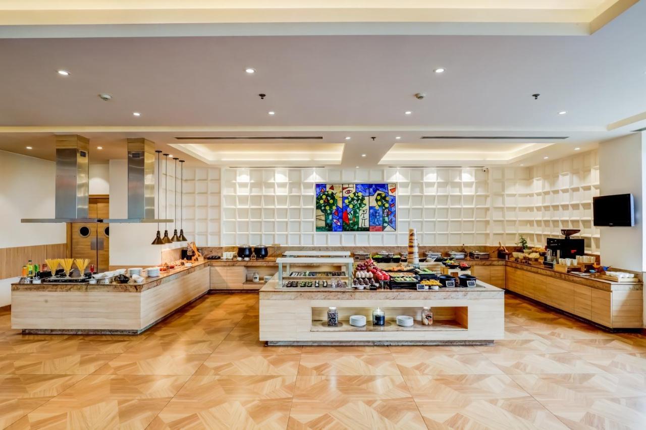 Lemon Tree Hotel Electronics City Bangalore Eksteriør bilde