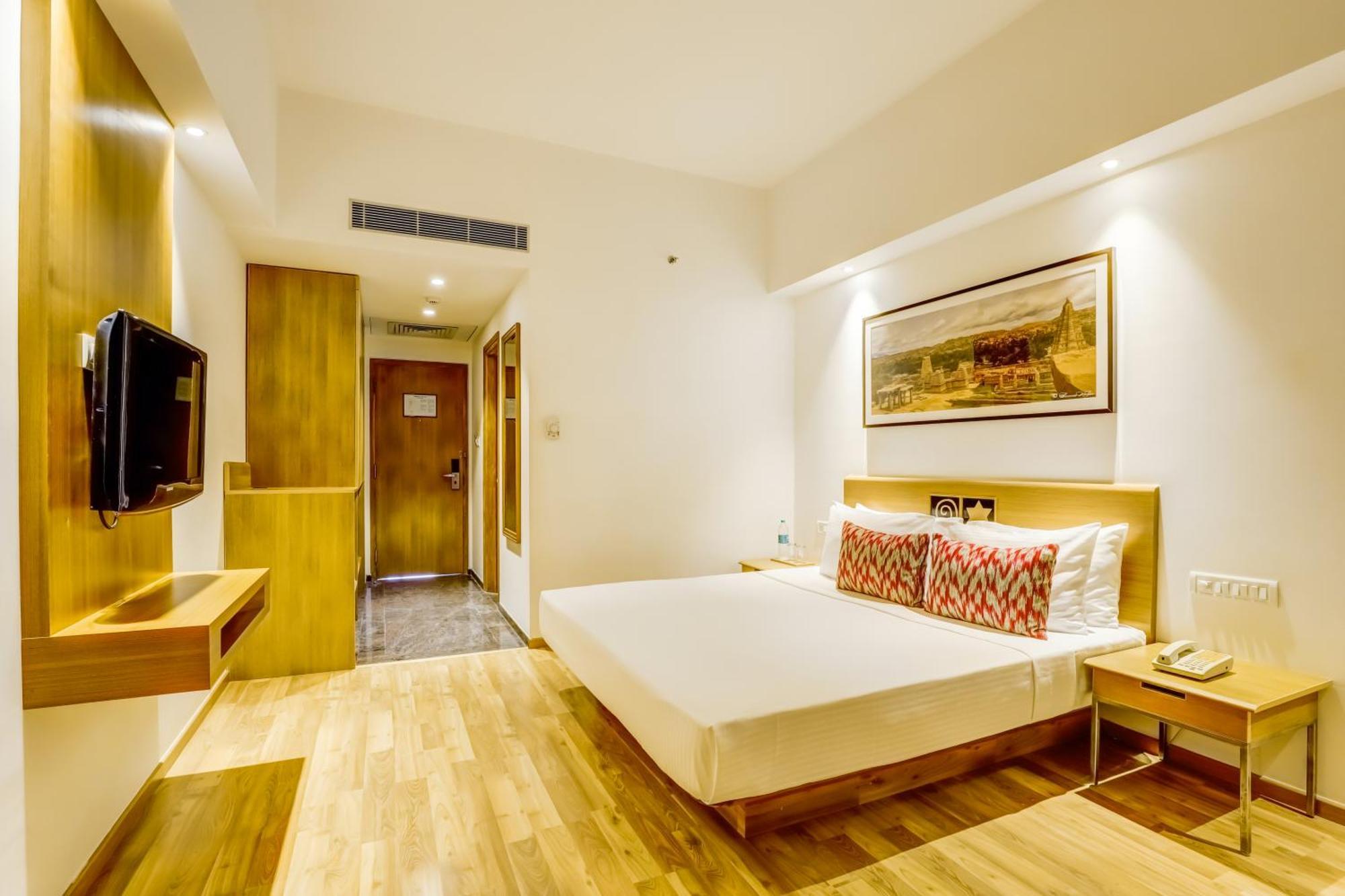 Lemon Tree Hotel Electronics City Bangalore Eksteriør bilde