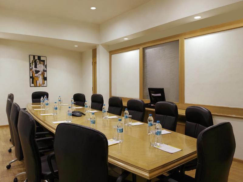 Lemon Tree Hotel Electronics City Bangalore Eksteriør bilde